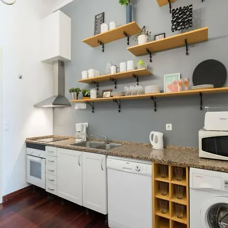 3 Bedroom Centeral Appartement *